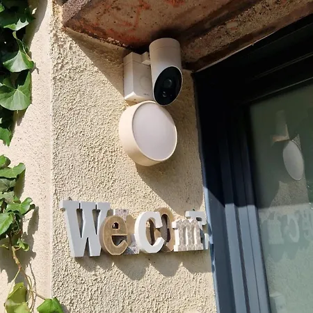 L'evasion Maison Avec Jardin, Climatisation, Parkings Privés, à 5mn à Pied Du Centre Hébergement de vacances